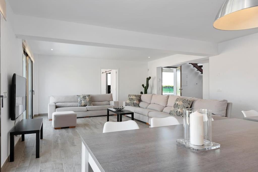 Villa Noka Cala'N Blanes  Екстер'єр фото